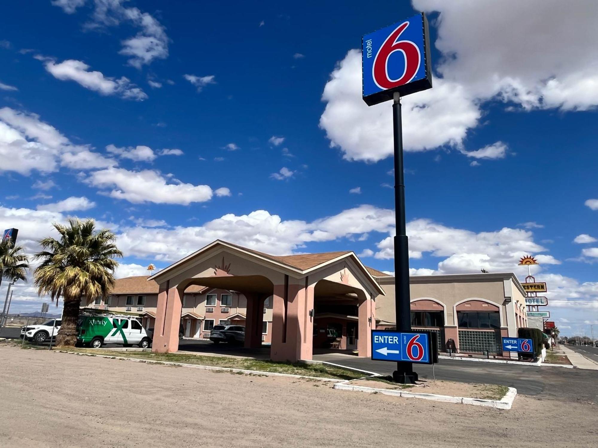 Motel 6 Deming, Nm Eksteriør billede